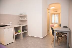 Markakis Studios Fira