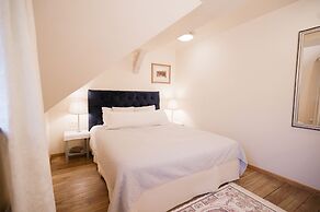 Karlamuiza Country Hotel