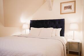 Karlamuiza Country Hotel