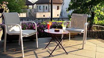 Logis Hôtel Annecy Nord / Argonay