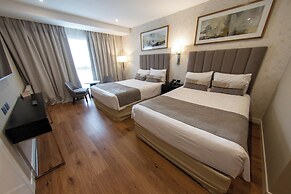 Albatros Hotel