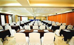 Henann Regency Resort & Spa