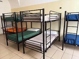 Seven Hostel