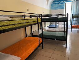 Seven Hostel