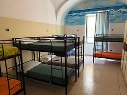 Seven Hostel
