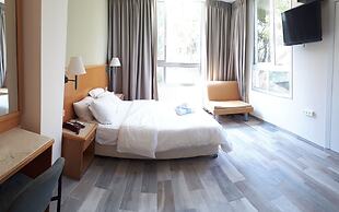 Hotel Marom