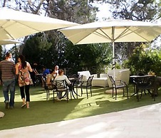 Hotel Marom