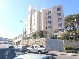 Hotel Marom
