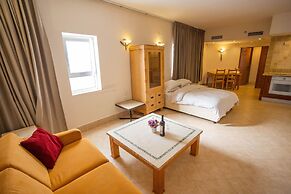 Hotel Marom