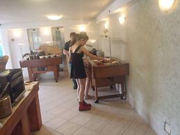Hotel Marom