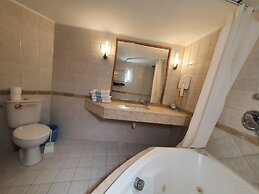 Hotel Marom