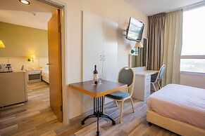 Hotel Marom