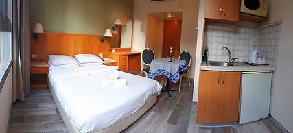 Hotel Marom