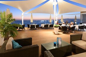 Ona Pearl Grey