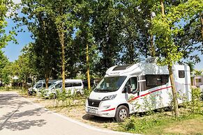 Hu Venezia Camping in Town
