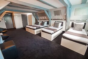 Hotel CC