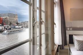 Hotel CC