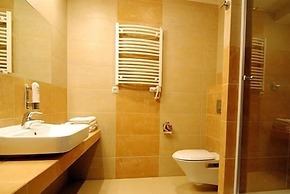 Hotel Tęczowy Młyn