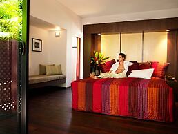 Pinctada McAlpine House