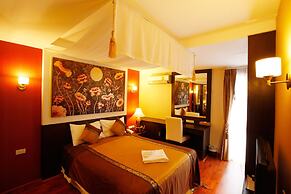 Mirth Sathorn Hotel