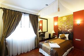 Mirth Sathorn Hotel