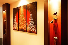 Mirth Sathorn Hotel
