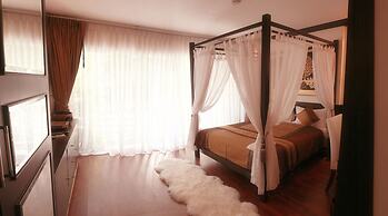 Mirth Sathorn Hotel