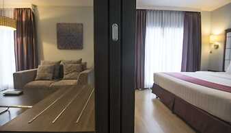Sukhumvit Suites Hotel