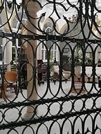 Hostal Sierpes