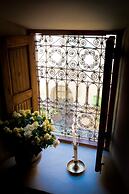 Riad Khol