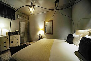 Riad Khol