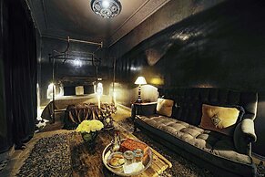 Riad Khol