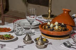 Riad Khol