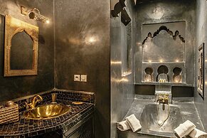 Riad Khol