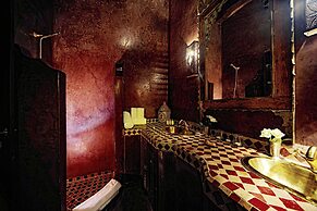 Riad Khol