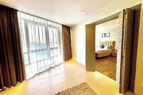 Dragon Beach Hotel