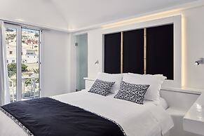 Callia Retreat Adults Only