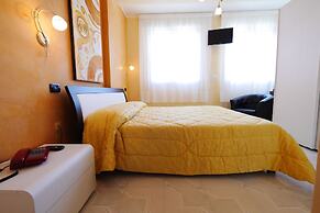 Hotel Mediterraneo