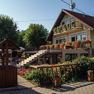 Sarokház Panzió