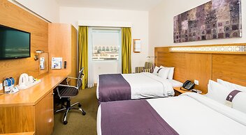 Holiday Inn Express Dubai Airport by IHG