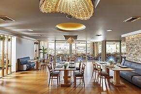 Blue Marine Resort & Spa
