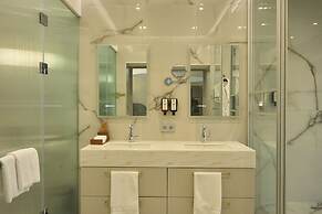 Almaty Hotel
