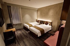 Ginza International Hotel