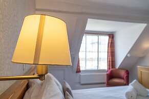The Red Lion Hotel