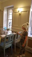 The Red Lion Hotel