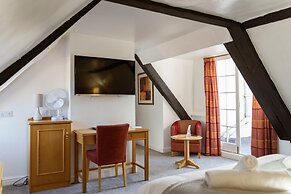 The Red Lion Hotel