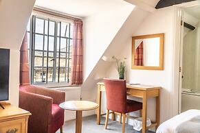 The Red Lion Hotel