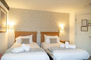 The Red Lion Hotel