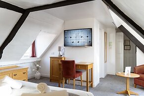 The Red Lion Hotel