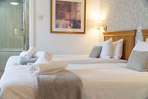The Red Lion Hotel